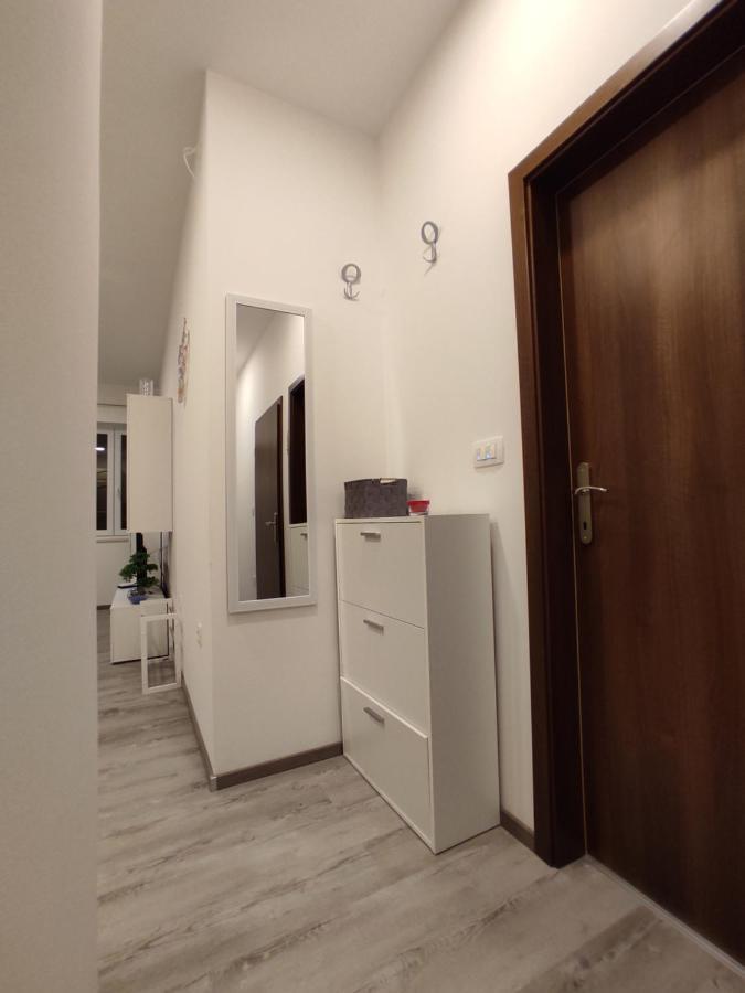 Apartment Ravnice Omiš Exteriör bild