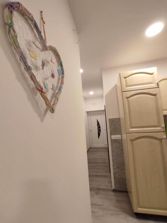 Apartment Ravnice Omiš Exteriör bild